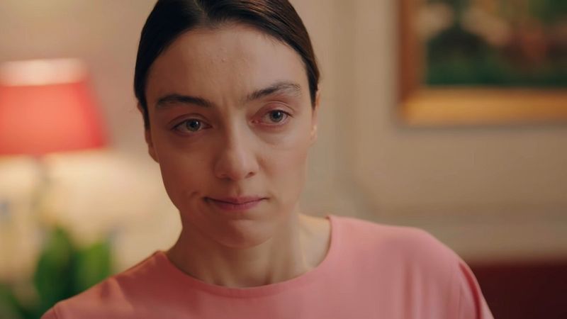 Kırmızı Oda'da büyük sürpriz: Masumlar Apartmanı'nın Gülben'i kliniğe geliyor