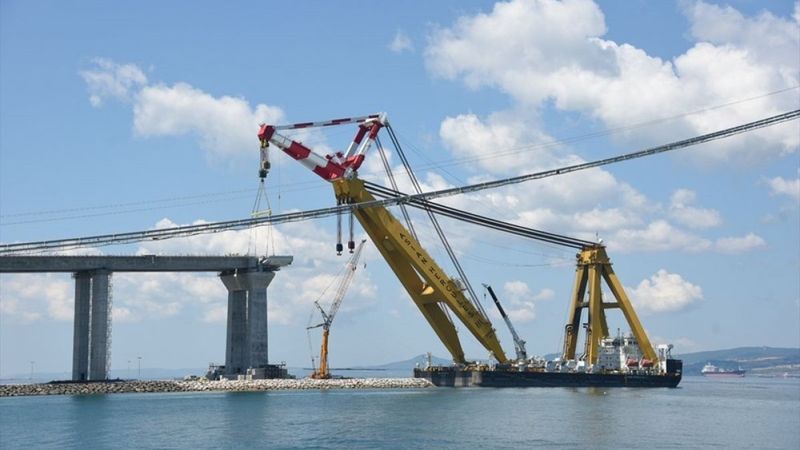 1915 Çanakkale Köprüsü yükseliyor