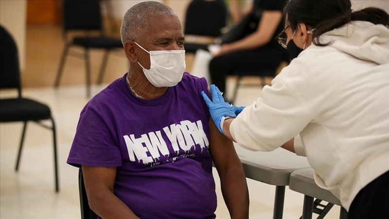 Dünya genelinde 2 milyar 790 milyon dozdan fazla aşı yapıldı