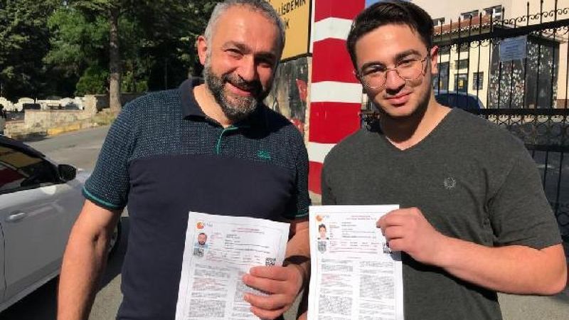 Beykoz'da babasıyla aynı okulda YKS'ye girdi