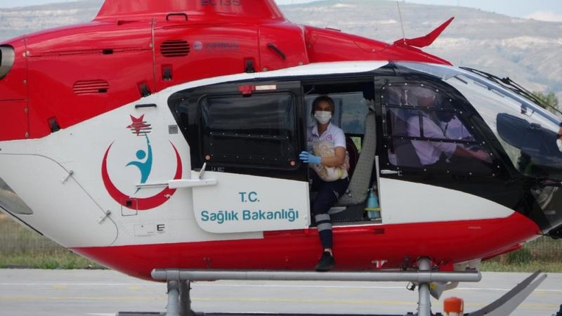 Sivas'ta ambulans helikopter 1 aylık bebek için havalandı