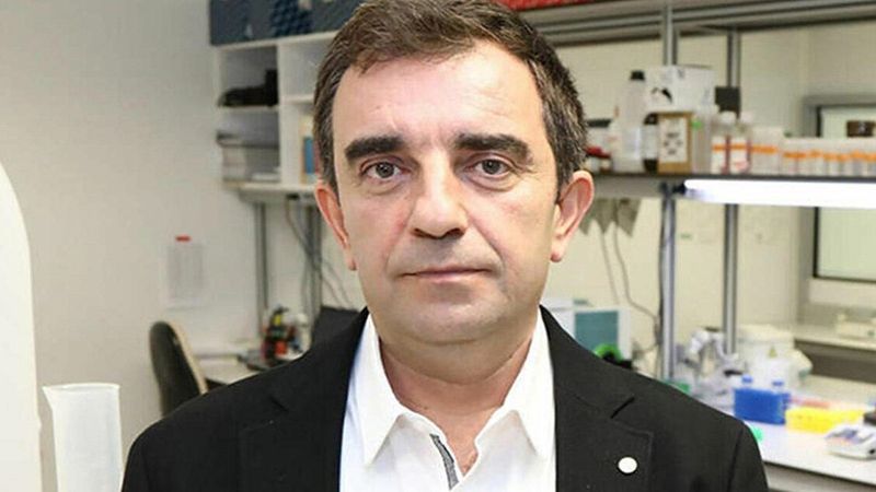 Aykut Özdarendeli kimdir? TURKOVAC'ın mucidi Prof. Dr. Aykut Özdarendeli'nin biyografisi