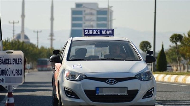 Ehliyet sınav sonuçları nasıl öğrenilir? 2021 MEB ehliyet e-sınav sonuç öğrenme ekranı