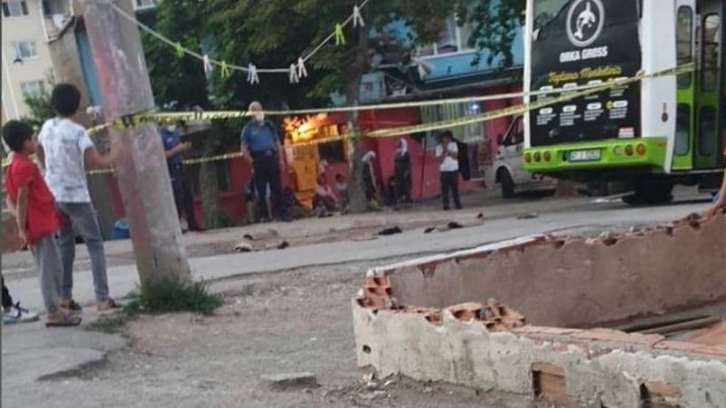 Kocaeli'nin 3 yaşındaki çocuk halk otobüsünün altında can verdi