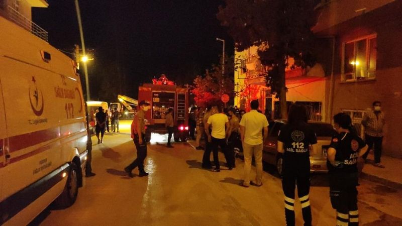 Burdur'da yabancı uyruklu kişilerin yaşadığı evde yangın