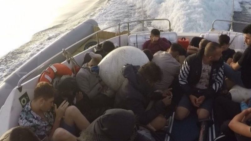 Bodrum'da 25 göçmen kurtarıldı