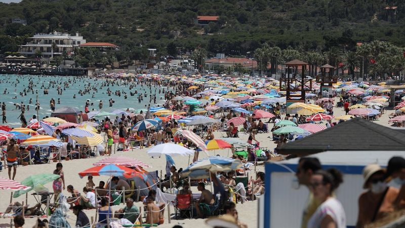 Çeşme'de normalleşme yoğunluğu