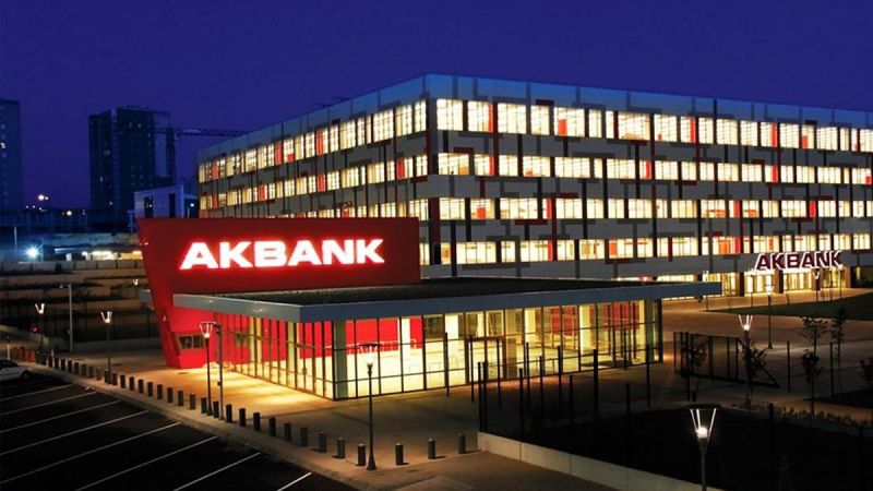 Milyonlar mağdur oldu! Akbank'ta sistem arızası düzeldi mi, ne zaman düzelecek? İşte son durum...