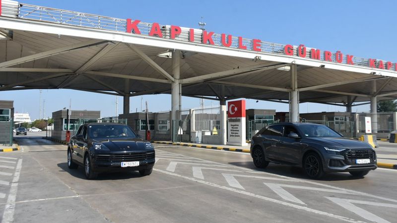 Gurbetçiler geliyor: Kapıkule’de bayram yoğunluğu