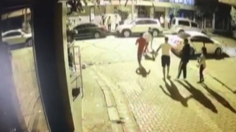 Zeytinburnu'nda tartıştığı kişiyi silahla öldüren zanlı teslim oldu