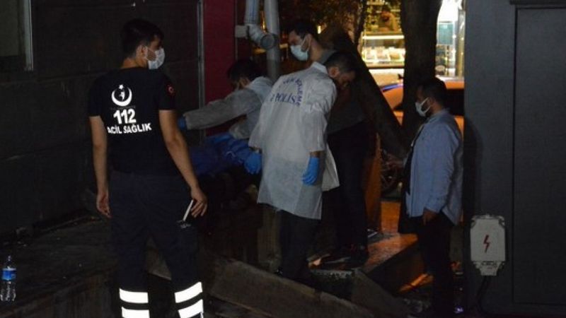 Beyoğlu'nda şüpheli ölüm