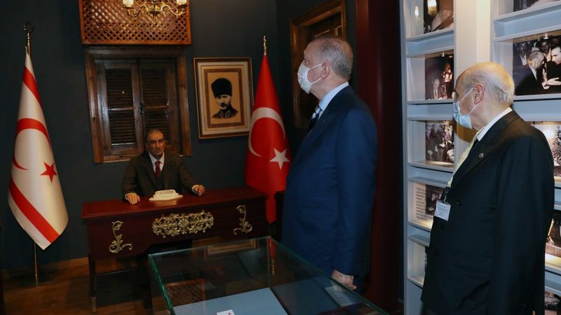 Erdoğan ve Bahçeli, Alparslan Türkeş’in doğduğu evi ziyaret etti