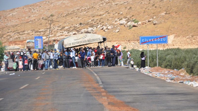 44 bin 220 Suriyeli bayram için ülkesine gitti