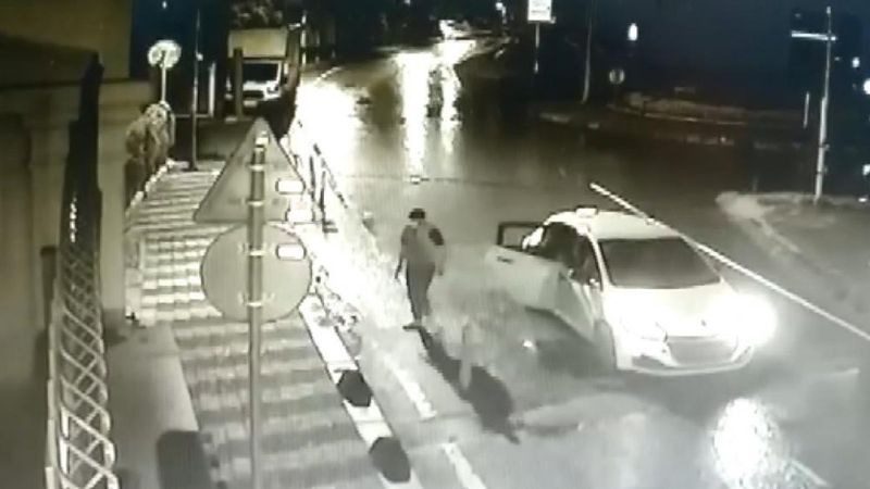 Kartal'da lüks siteye kurşun yağmuru: 15 el ateş edildi