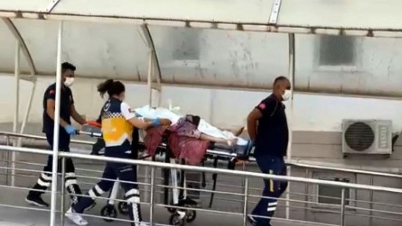 Ankara'da bir kişi tartıştığı eşini çocuklarının gözü önünde tabancayla vurdu