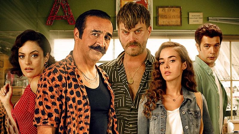 Organize İşler 2: Sazan Sarmalı filmi konusu nedir, oyuncuları kimler? Organize İşler 2 konusu ve oyuncuları