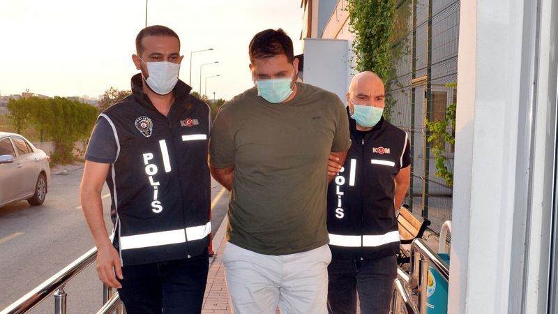 Adana'da tefeci çetesine operasyon