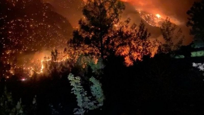 CHP'den yangın sonrası siyasi içerikli SMS'ler