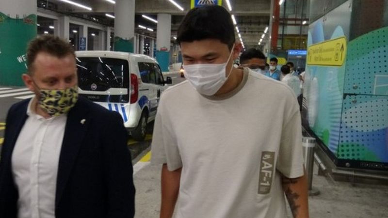 Min-Jae Kim Fenerbahçe için İstanbul'da
