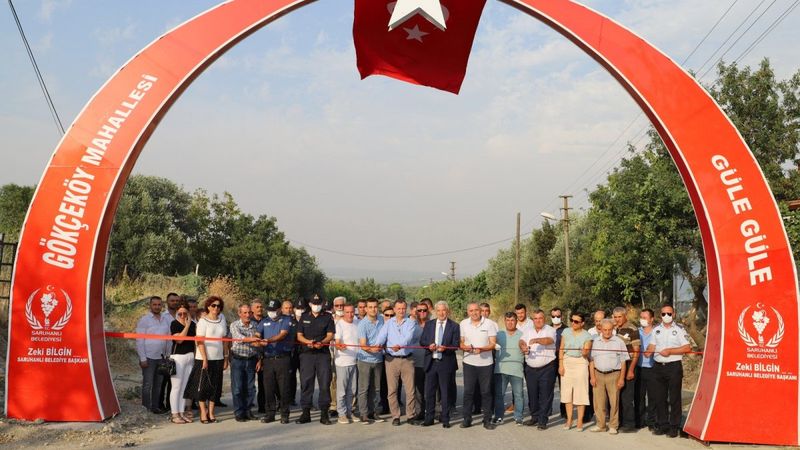 CHP'li Saruhan Belediyesi'nden heykel açılışı
