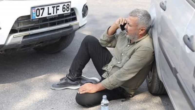 Manavgat'taki yangın Belediye Başkanı Şükrü Sözen'in evini pas geçti