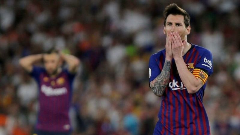 Barcelona taraftarı kızgın.. Messi'nin izleri silinmeye başladı