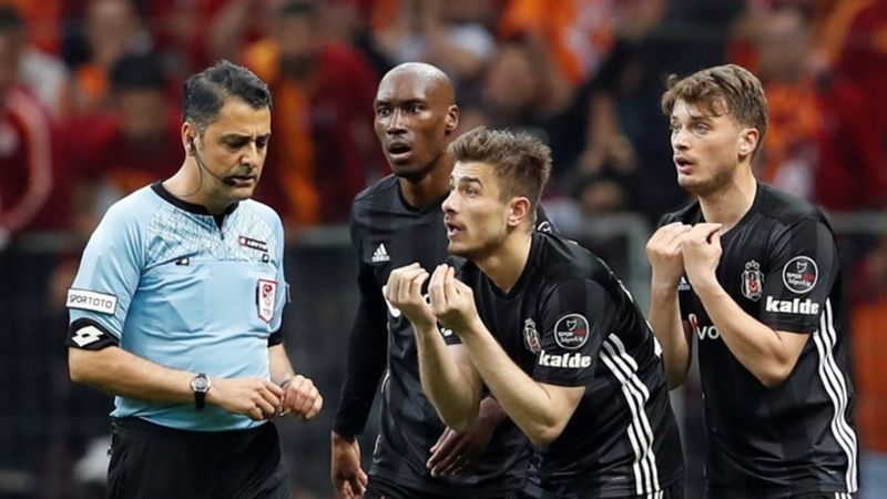 Beşiktaş taraftarından büyük tepki! Beşiktaş taraftarı Bülent Yıldırım'ı neden istemiyor?