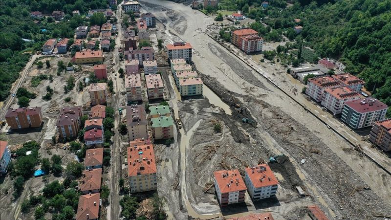 Kastamonu'nun Bozkurt ilçesinde selin yol açtığı tahribat havadan görüntülendi