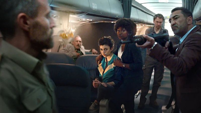 Kıvanç Tatlıtuğ konuk olmuştu! Into The Night 2. sezon ne zaman? İşte Into The Night yeni sezon tarihi