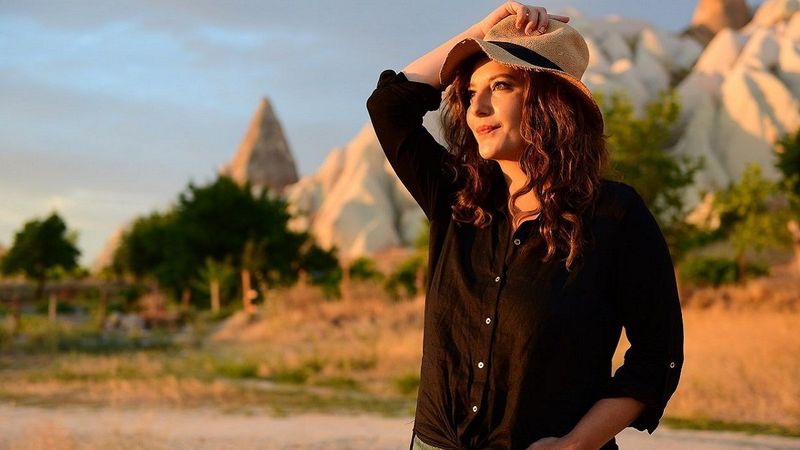 İlk kareler Kapadokya'dan geldi! Elbet Bir Gün dizisi ne zaman başlayacak, konusu nedir?