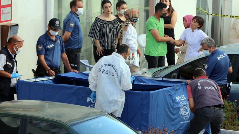 Kayseri'de 3 yaşındaki çocuk 14’üncü kattan düşüp, öldü