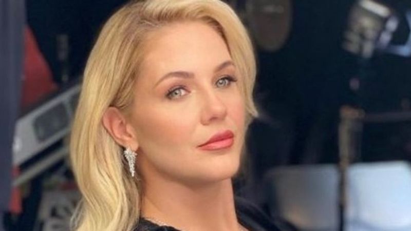 Emine Ün acı haberi duyurdu! Annesi..