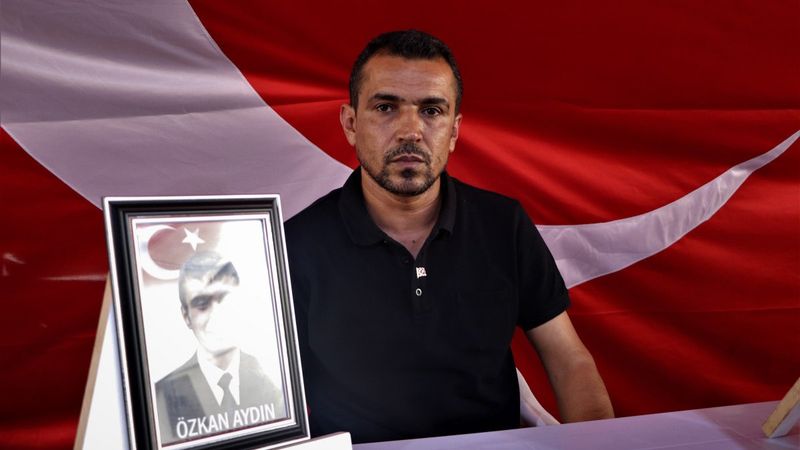 Diyarbakır’da evlat nöbeti: En büyük işkence PKK'da var