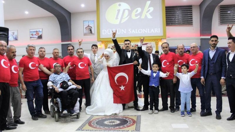 Denizlili şehidin silah arkadaşlarından vefa göstergesi