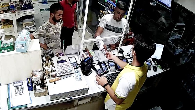 Adana'da hastaneden refakatçilerin eşyasını çalan 3 hırsız tutuklandı