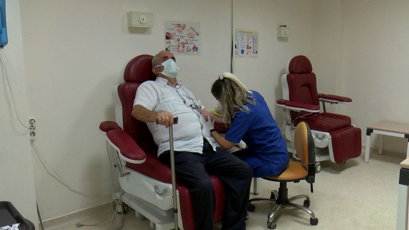 Sinop'ta sel nedeniyle tahliye edilen hastane yeniden hasta kabulüne başladı