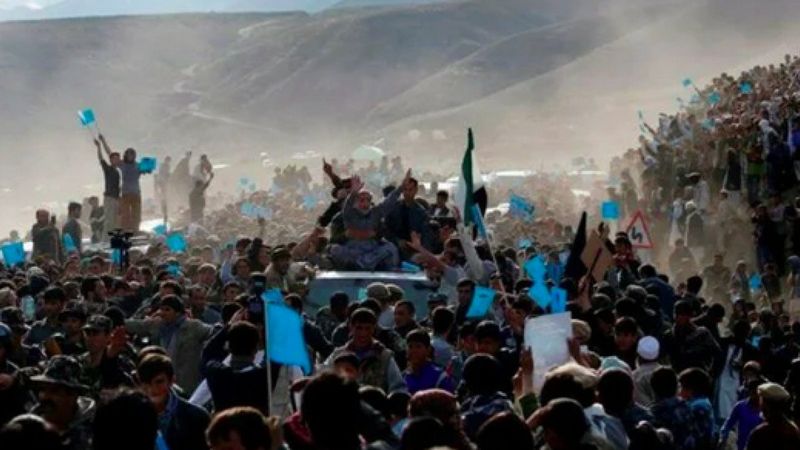 Afganistan'ın kuzeyinde, Taliban'a karşı direniş sürüyor