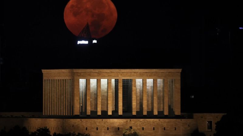 Ankara'da dolunay görsel şölen sundu