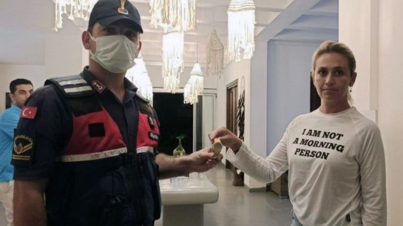 Muğla Bodrum'da 670 bin liralık altın saat çalındı