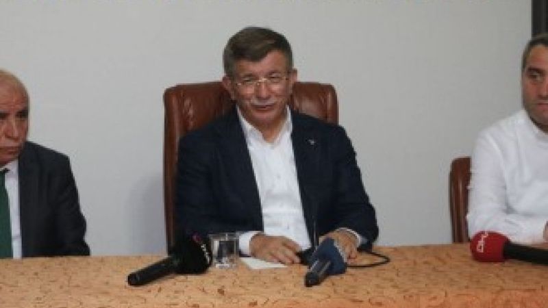 Ahmet Davutoğlu: En büyük Kürt şehri İstanbul'dur