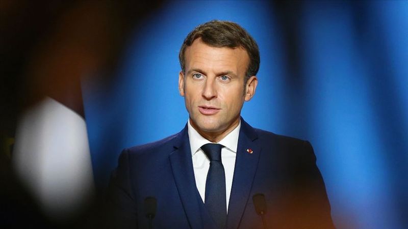 Emmanuel Macron, Kabil Büyükelçisini çekeceklerini bildirdi