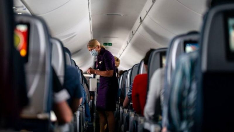 ABD'li havayolu şirketi Delta, aşı yaptırmayan personellerinden ayda 200 dolar alacak