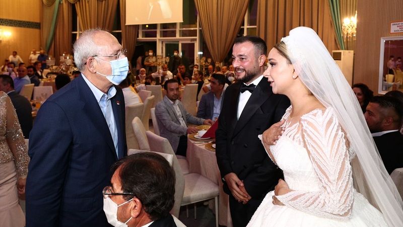 Kemal Kılıçdaroğlu Ankara Keçiören'de bir düğüne katıldı