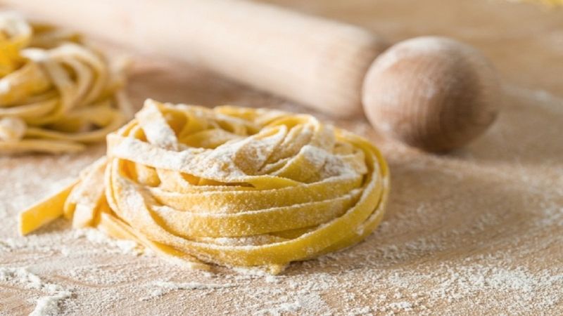 Hazır makarnalara son: Evde makarna hamuru tarifi
