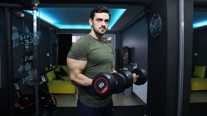 Salgın döneminde spor, uzaktan ve çevrim içi de devam etti