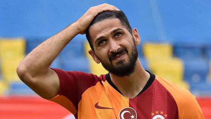 Galatasaray'a büyük umutlarla gelen Emre Akbaba'nın yeni takımı belli oldu! O takımla yeniden..