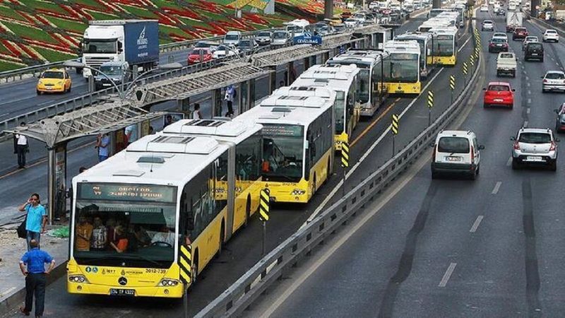 Bugün toplu taşıma ücretsiz mi? 6 Eylül Pazartesi okulun ilk günü otobüs, metro, metrobüs bedava mı?