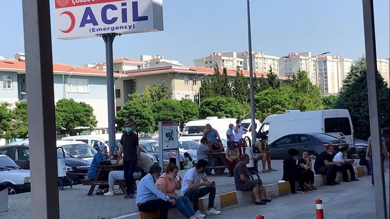 Tekirdağ'da düğünde tavuklu pilav yiyen 33 kişi, hastanelik oldu