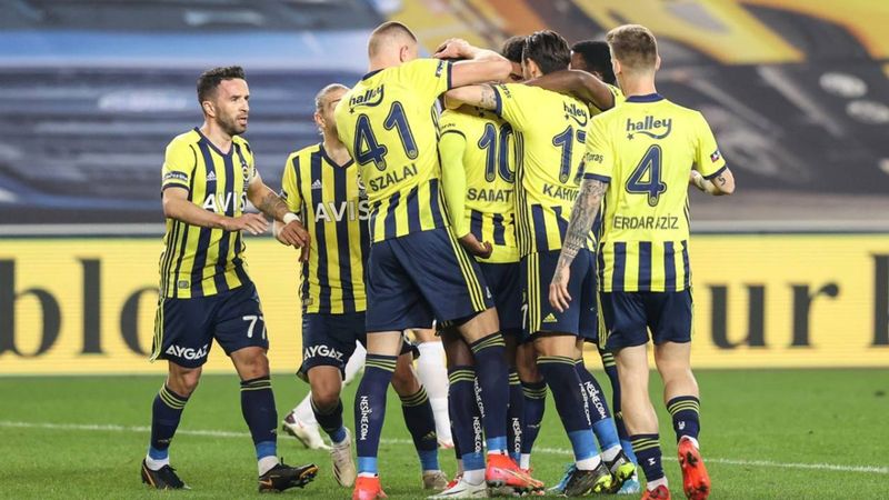 Fenerbahçeliler müjde! O futbolcu idmanlara başladı..