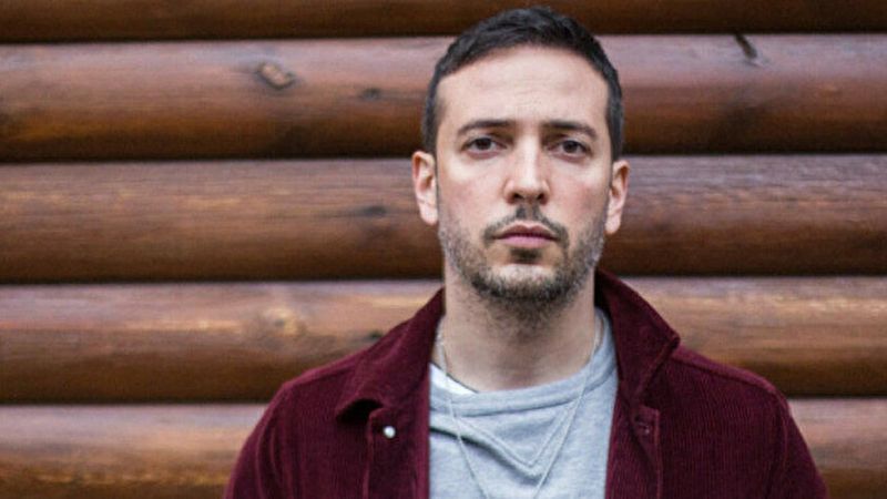 Oğuzhan Koç sırılsıklam aşık! İşte Oğuzhan Koç ve Demet Özdemir'in aşk dolu pozu..